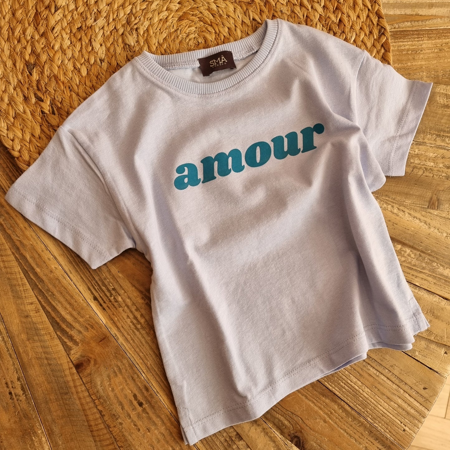 AMOUR tee