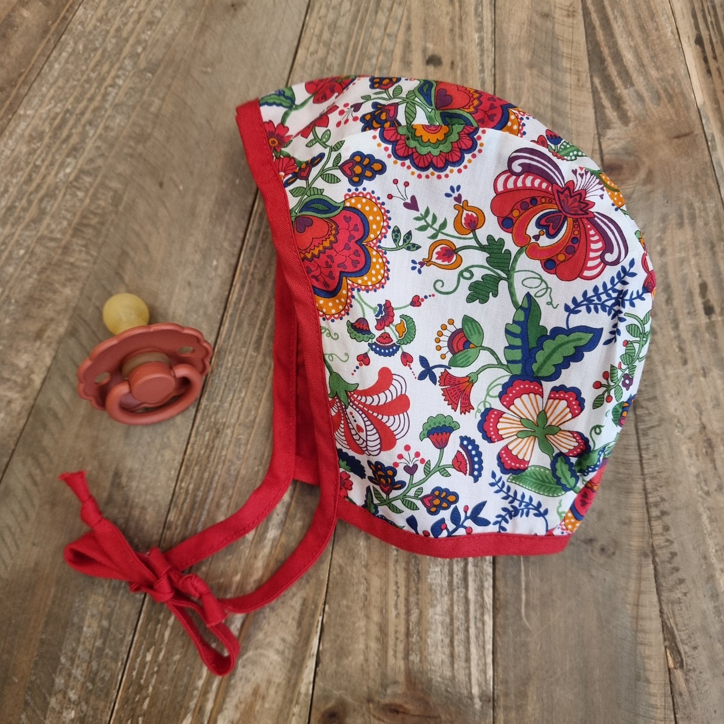 GLORIA bonnet in Liberty of London 'mabelle'
