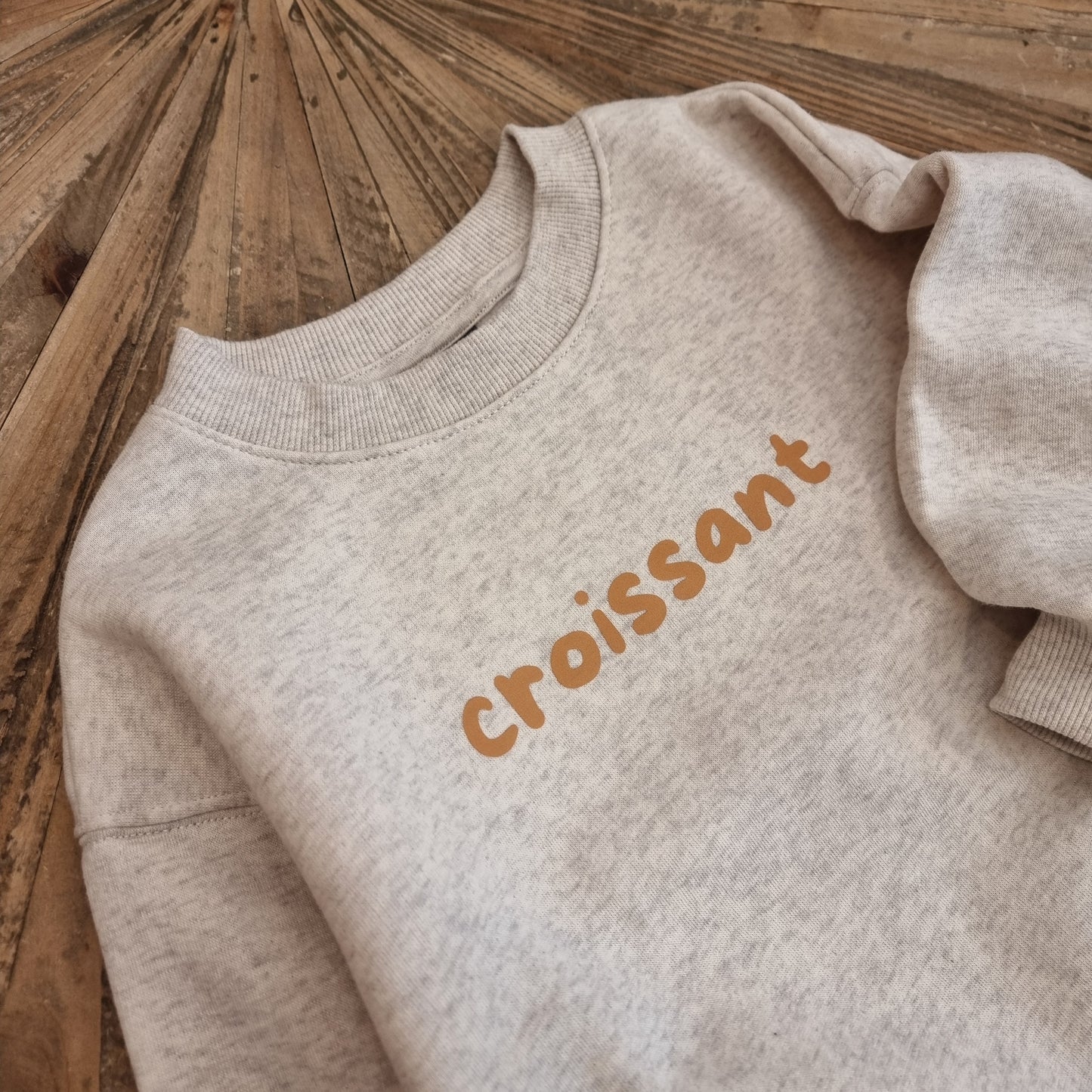 Cute croissant sweat