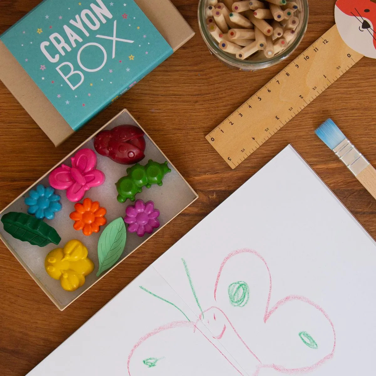 Crayon box - minibeast