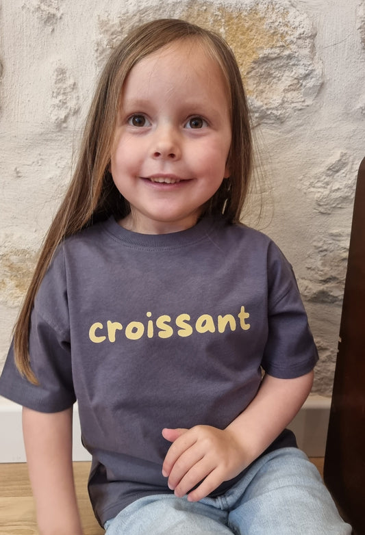 kids t-shirt