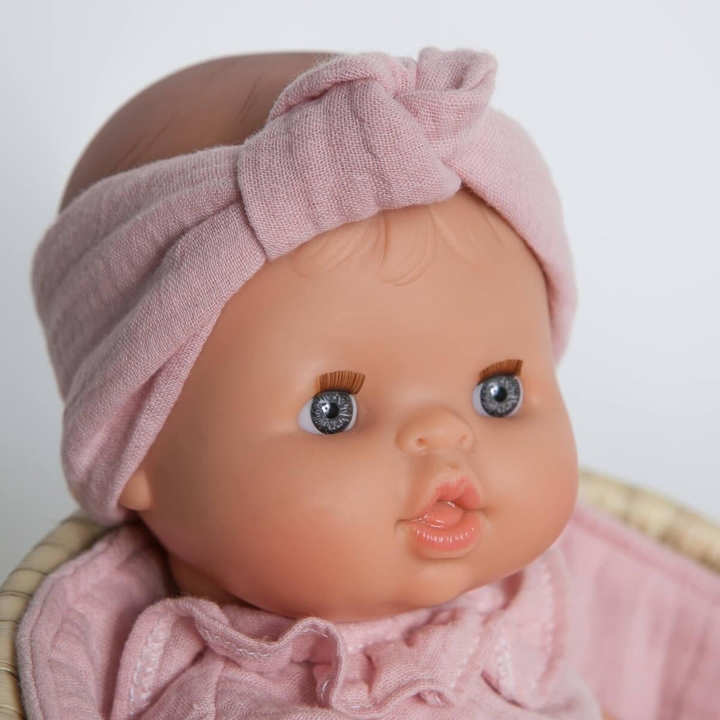 Detail doll face