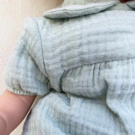 Detail of the clothing