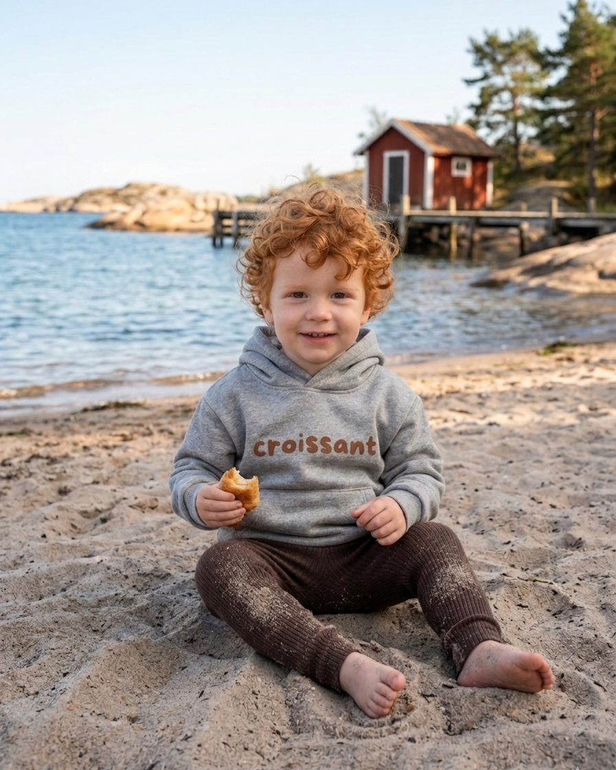 Organic cotton kids hoodie CROISSANT beach brown